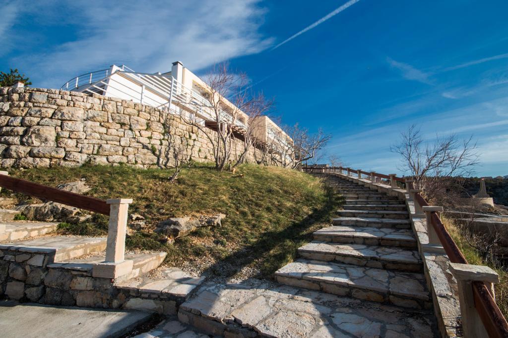 Aparthotel Castrum Novum Новиград Экстерьер фото